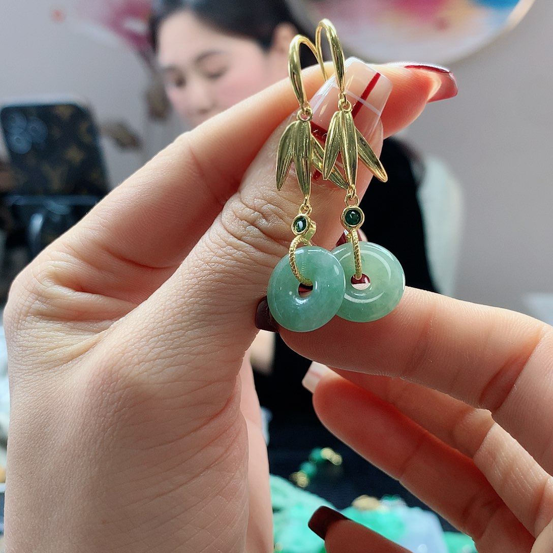 【闪购商品】翡翠耳饰银S925镶嵌，