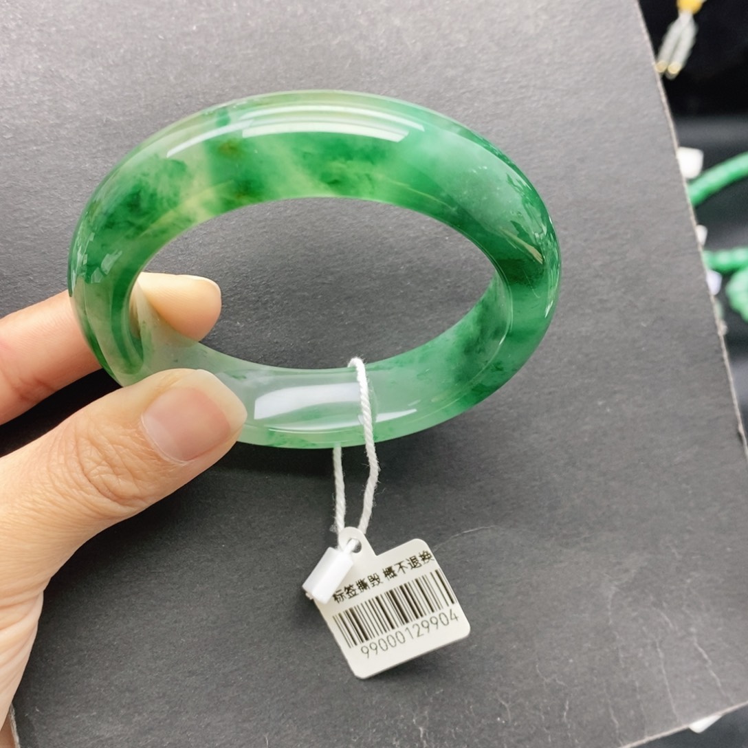 石英质玉未镶嵌手镯