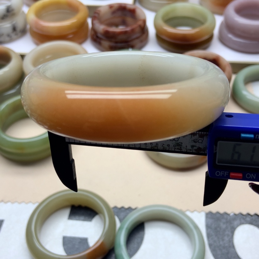 【闪购商品】未镶嵌手链石英岩玉