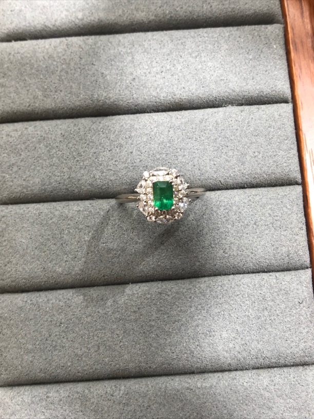 天然祖母绿戒指高品质