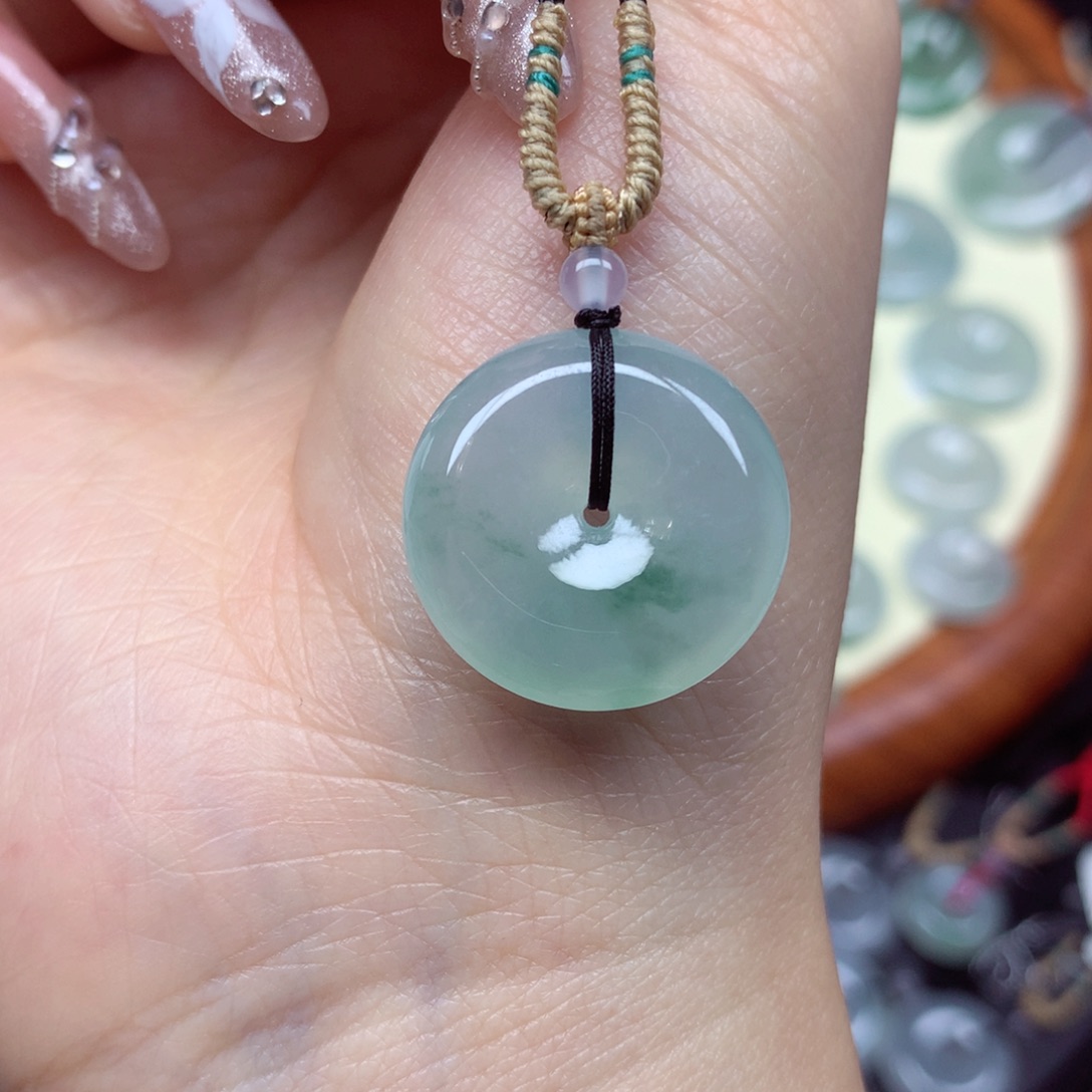 翡翠未镶嵌颈饰吊坠21.2/5.7mm