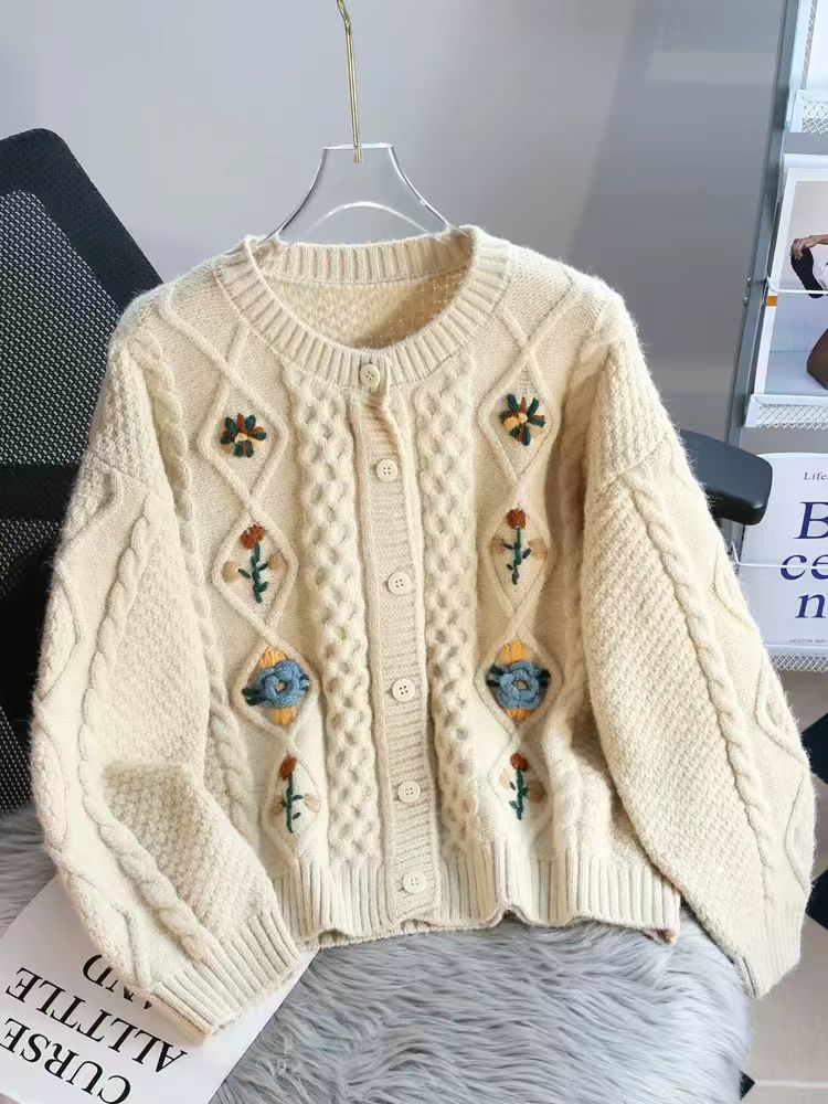 复古森系立体钩花毛衣外套女秋冬2025新款加厚设计感针织女开衫