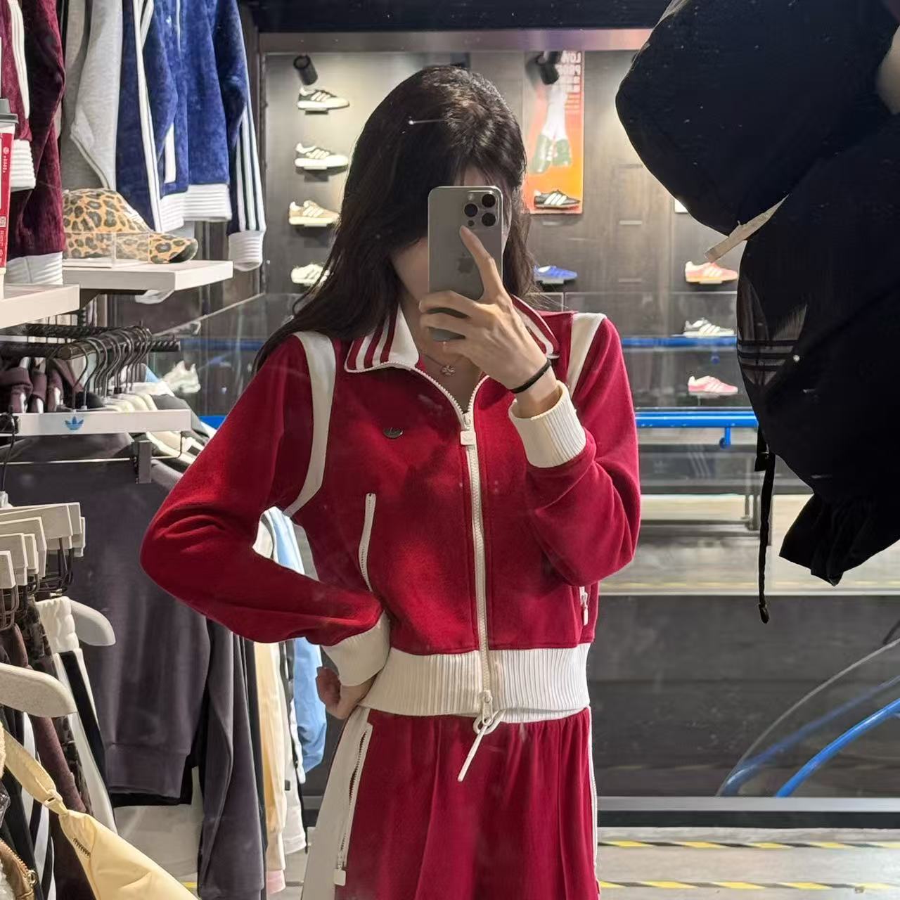 adidas阿迪达斯三叶草时尚立领短款百搭外套 KG8221