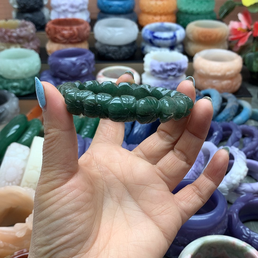 毛衣链未镶嵌石英质玉