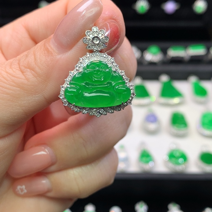 翡翠吊坠(不含链)18K金镶嵌