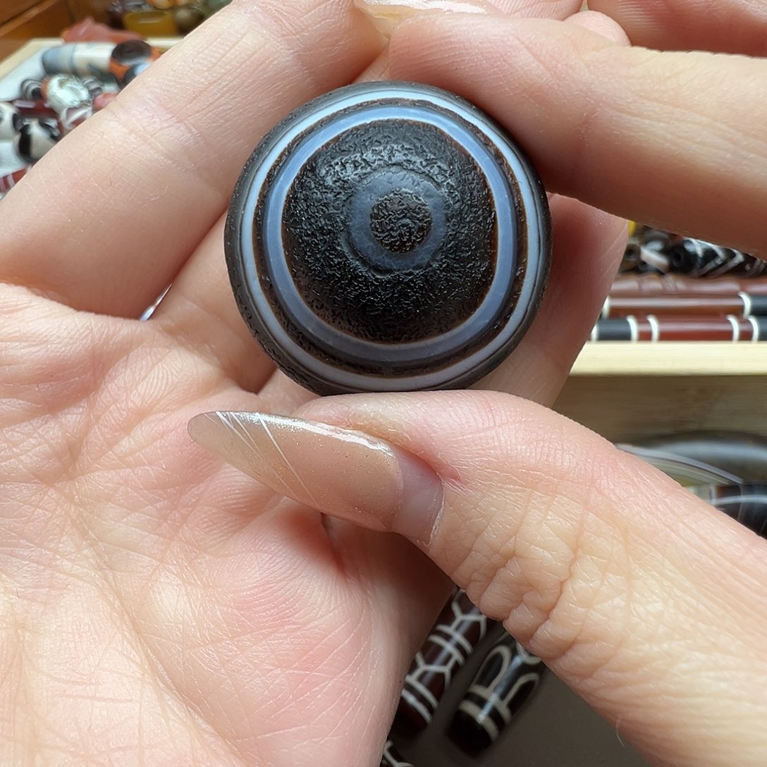 用***1玛瑙/玉髓未镶嵌珠宝半成品