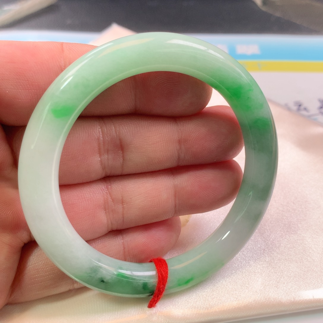 翡翠手镯未镶嵌1134号