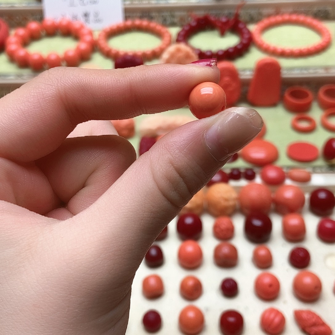 昵***波非金属1.0圆珠橘色