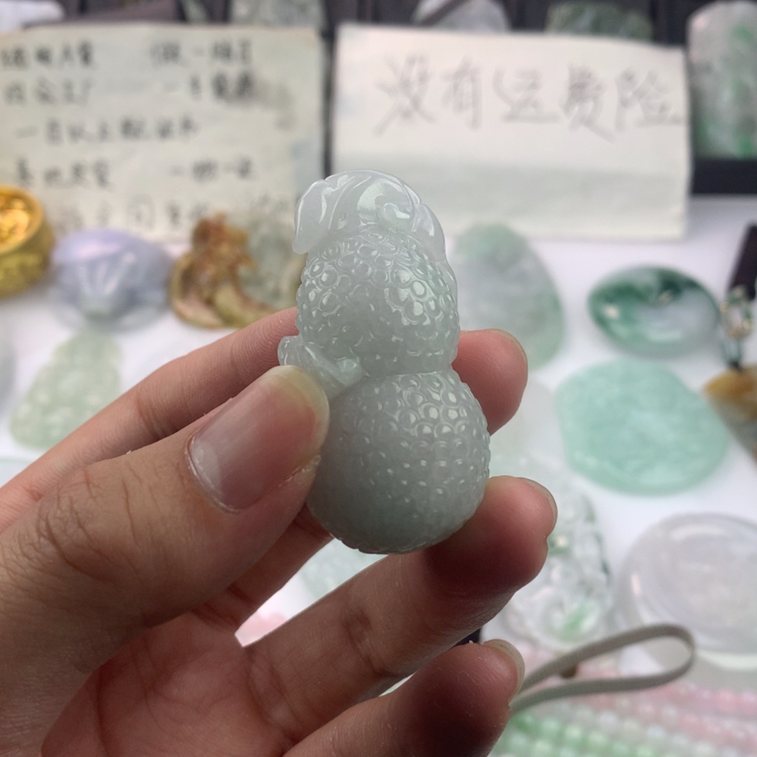 翡翠颈饰未镶嵌一