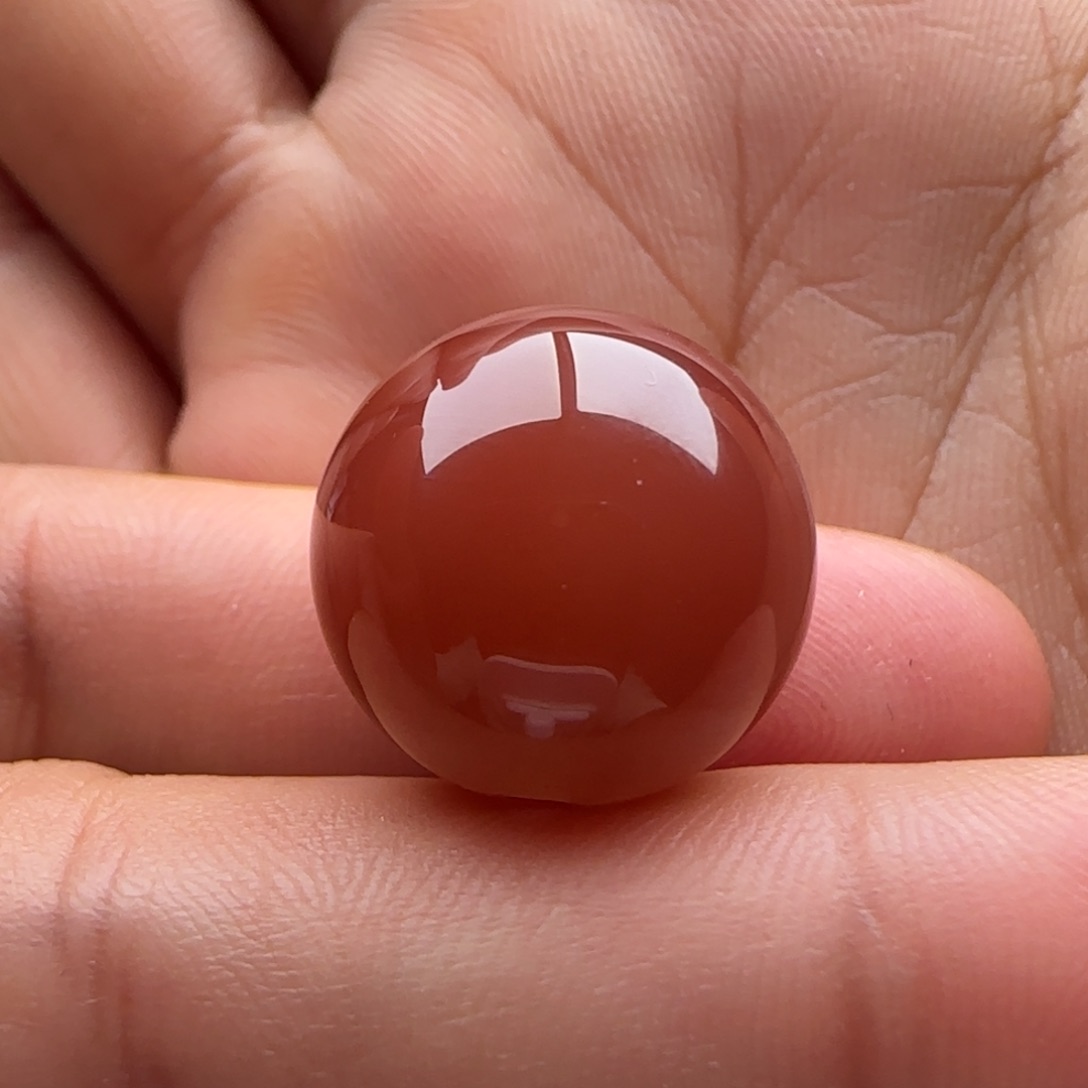 南红玛瑙未镶嵌圆珠16.8孔马牙