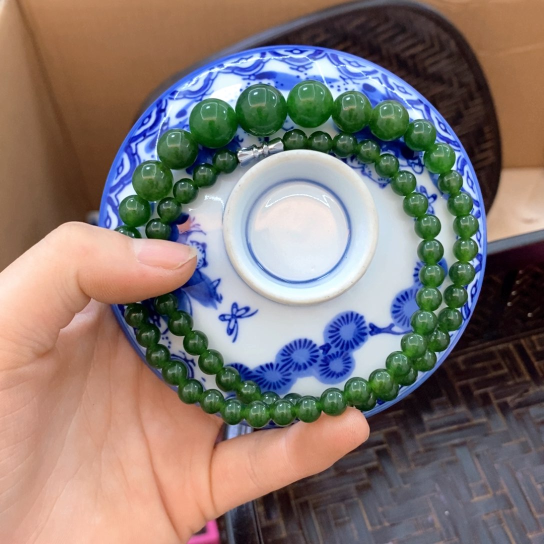 瓷片并不会哈哈哈哈哈哈