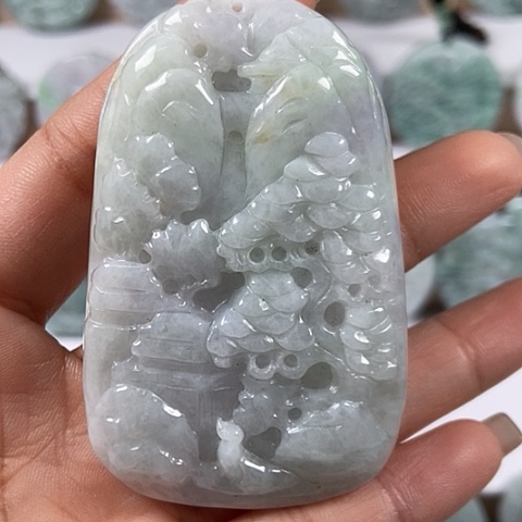 翡翠颈饰未镶嵌山水牌有棉感福利