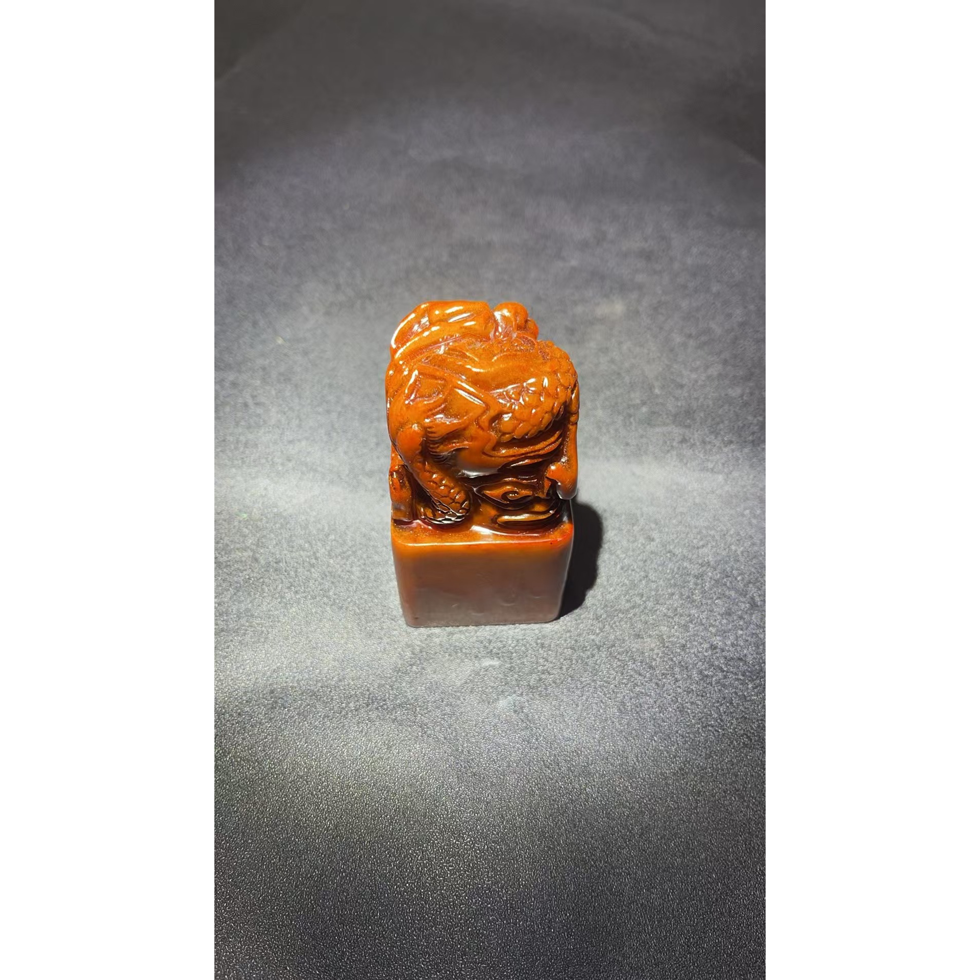 黄章摆件一个链接