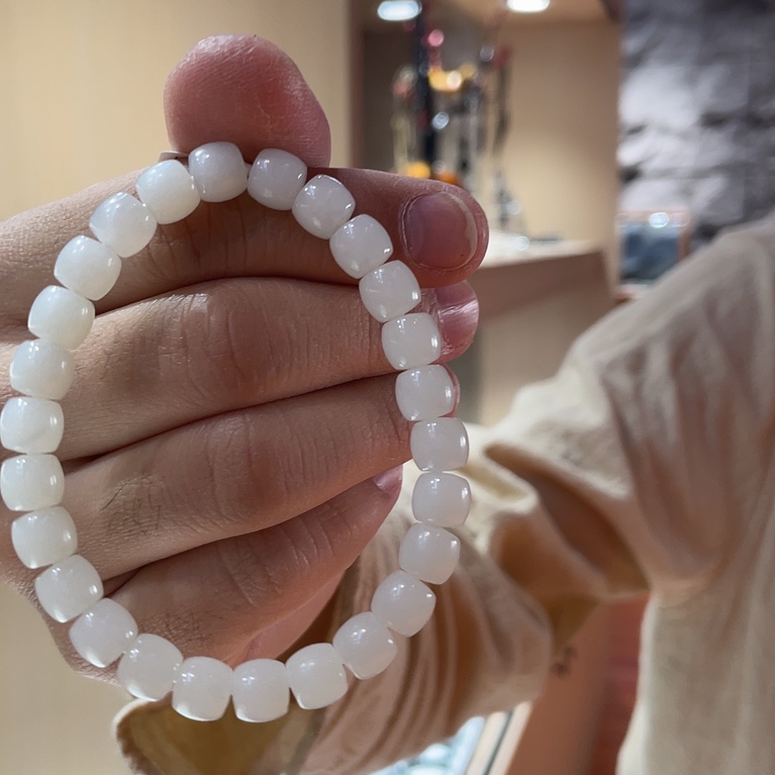 和田玉手串未镶嵌