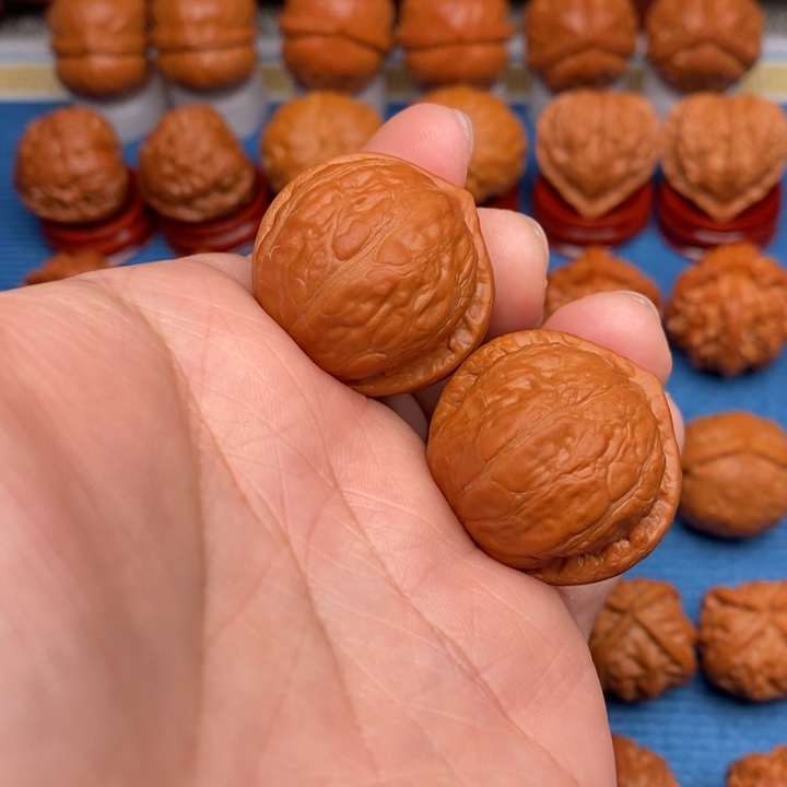 文玩核桃把件元宝墩