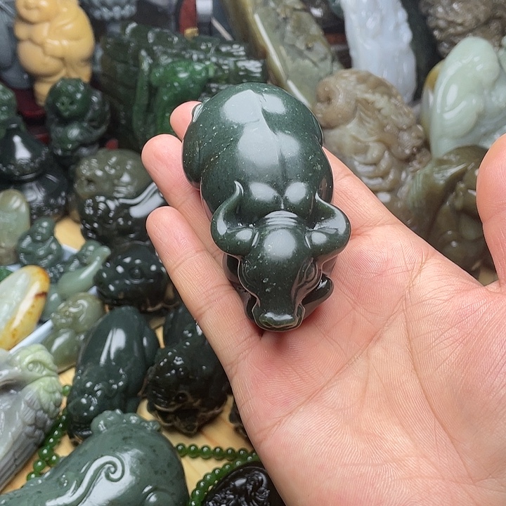 和田玉未镶嵌挂件