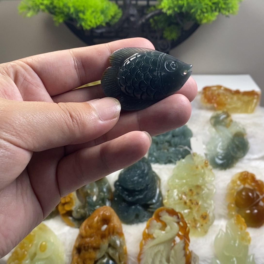 未镶嵌岫玉吊坠(不含链)