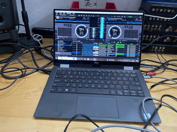 9新 Dell/戴尔 二手戴尔二合一平板电脑打碟