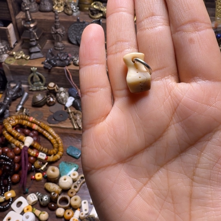 泥塑……………………………………………………