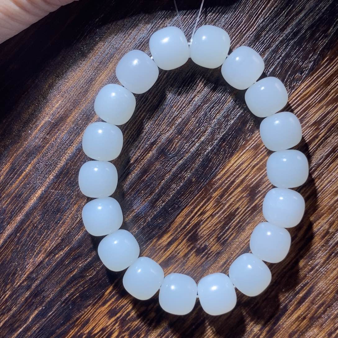 和田玉手串未镶嵌抖**帝13m老型