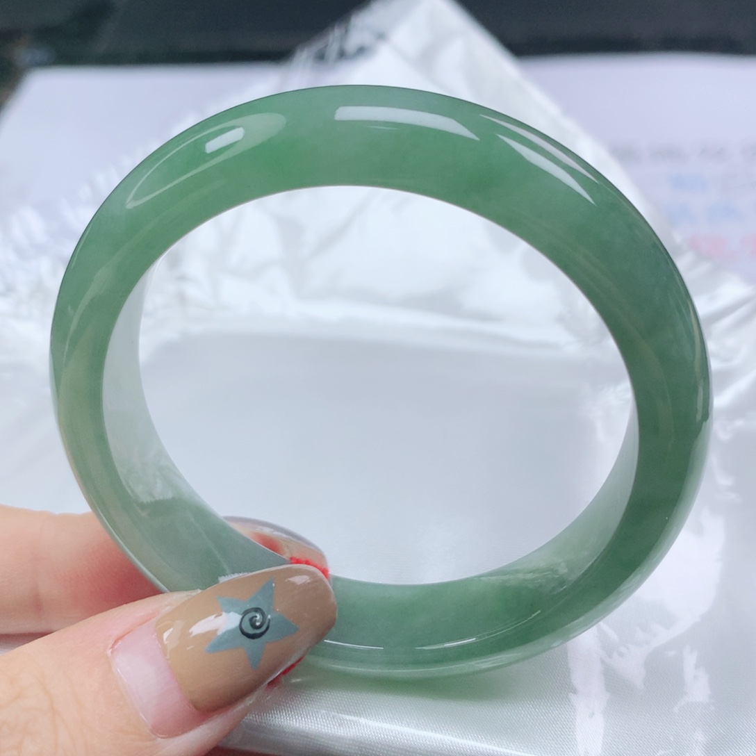 翡翠未镶嵌手镯翡翠50.8满绿正圈