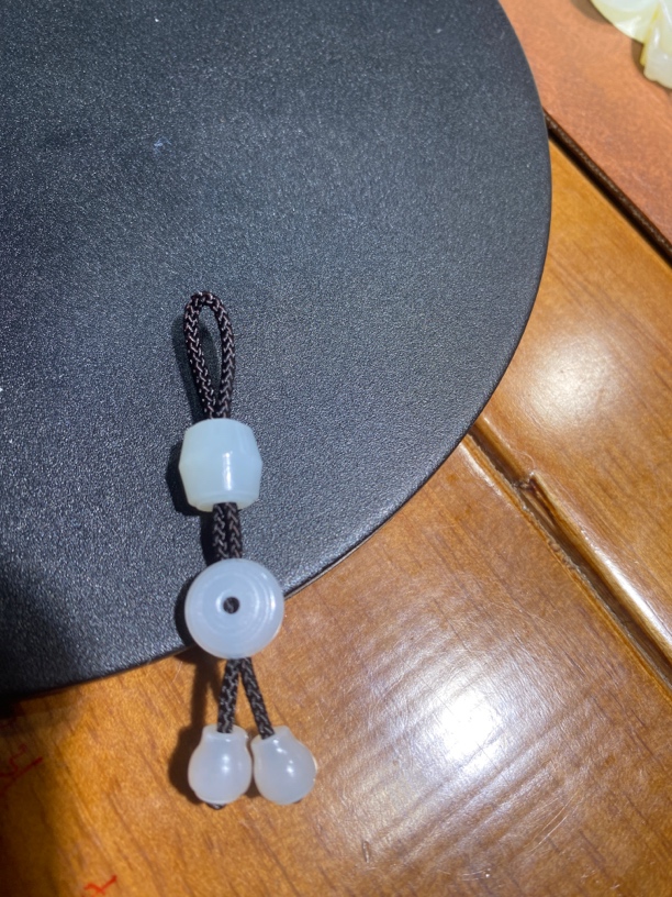 和田玉：高品质白玉配饰.顶珠.腰珠.弟子珠.