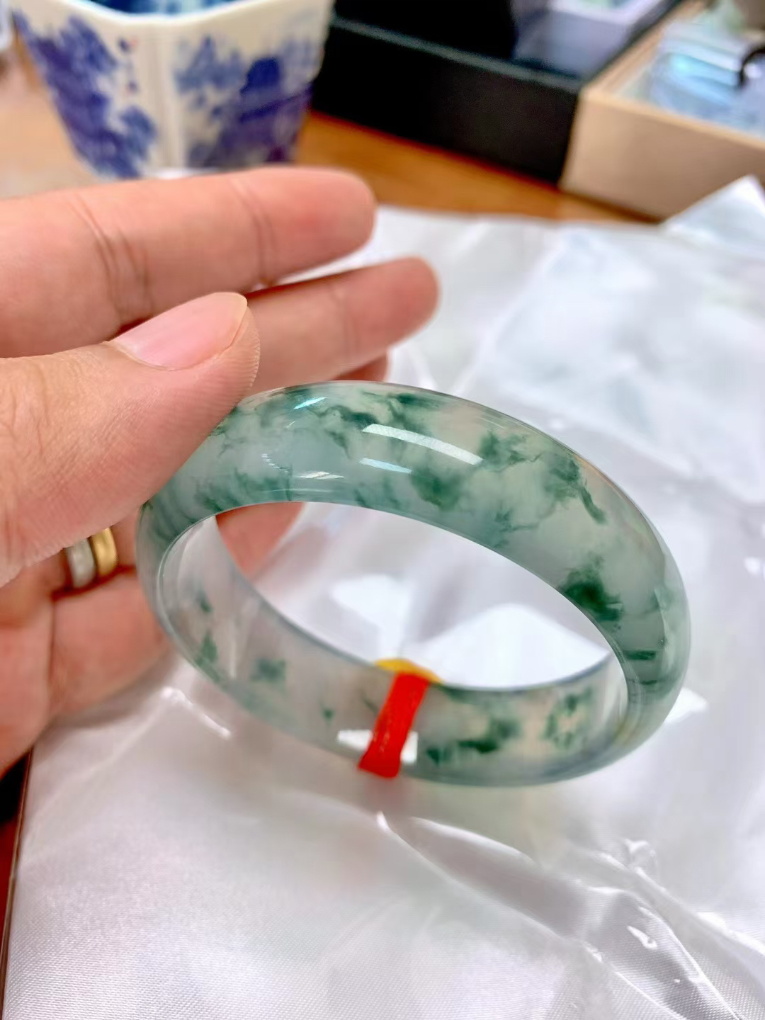 天然缅甸翡翠a货手镯圈口56.4条宽15.8厚6.8mm