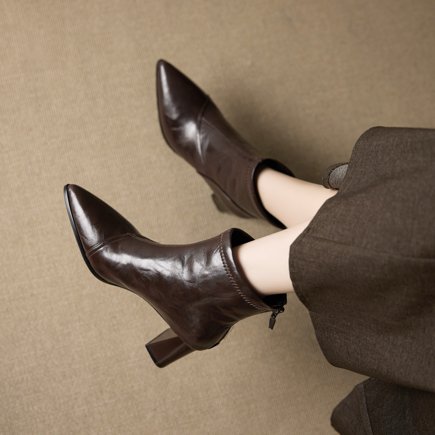 短靴尖头粗跟加绒后拉链瘦瘦靴秋百搭女靴时尚单靴MLT6995