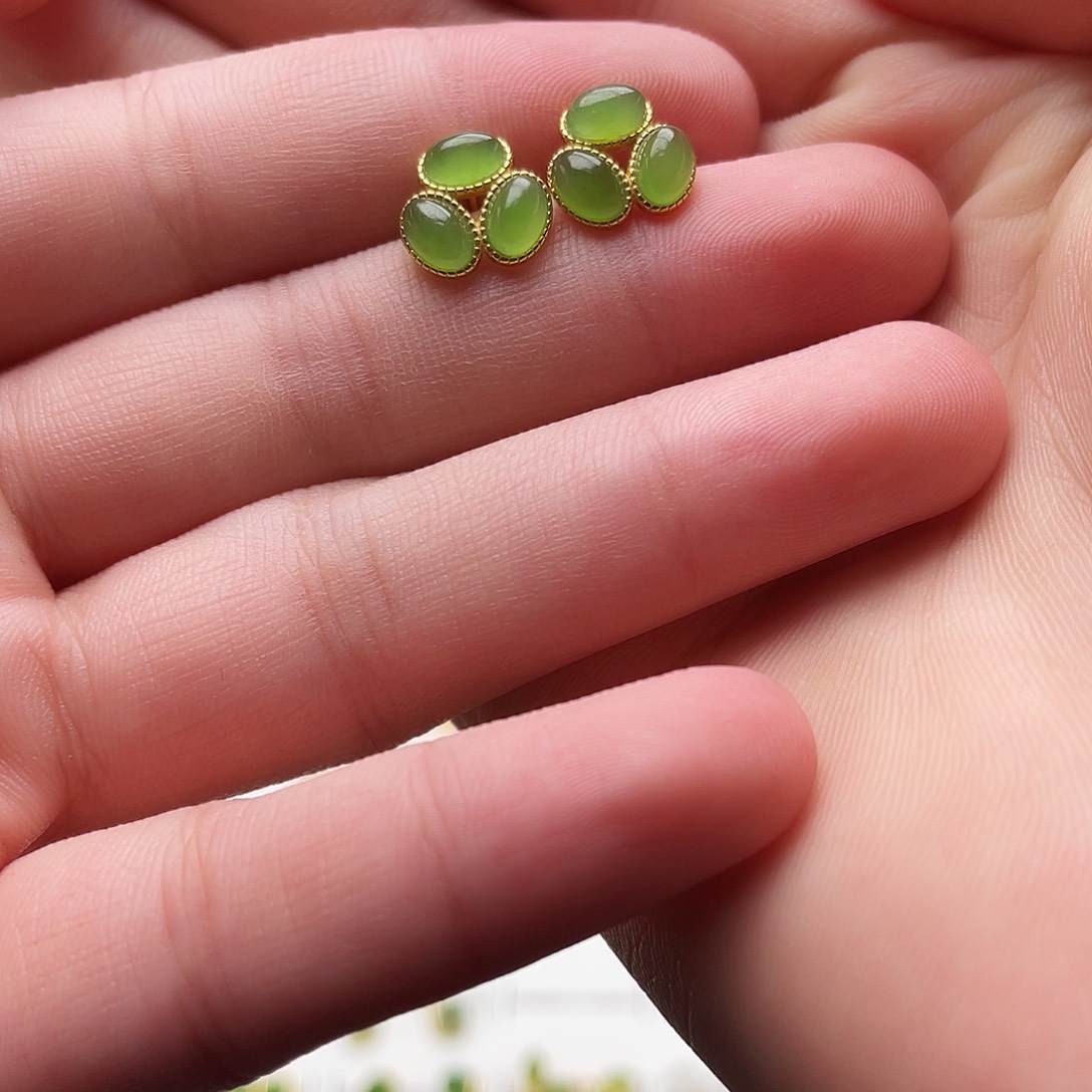 银S925镶嵌和田玉耳饰