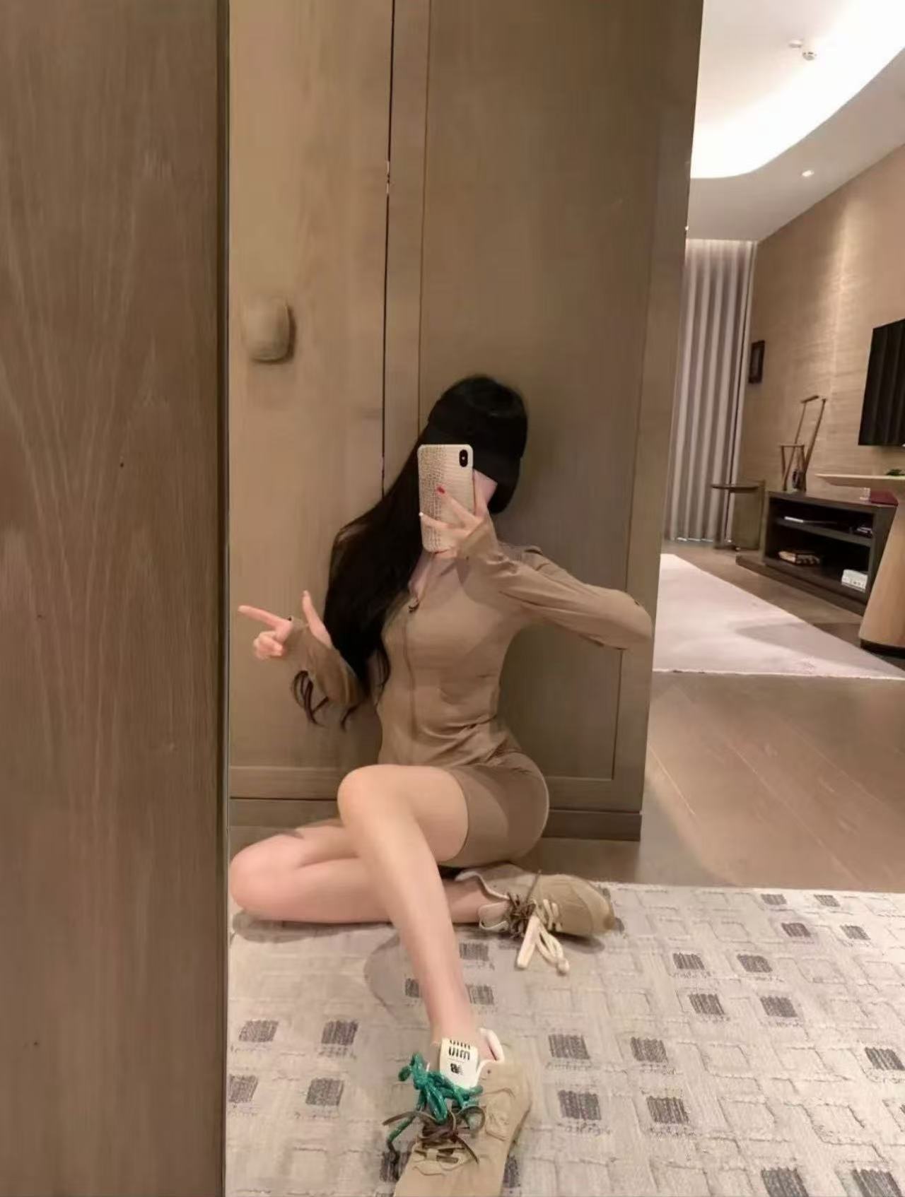 林妍穿搭小店随机分发奖品