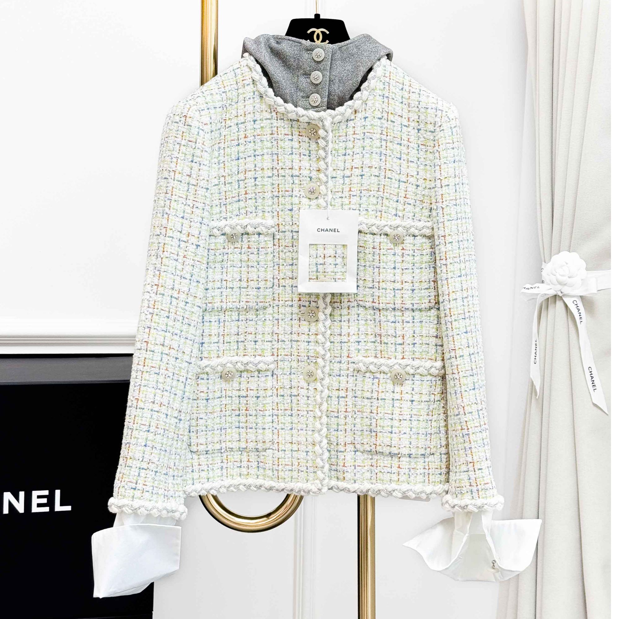 99新 Chanel/香奈儿 38码25C白色拼彩色格纹编织四口袋外套