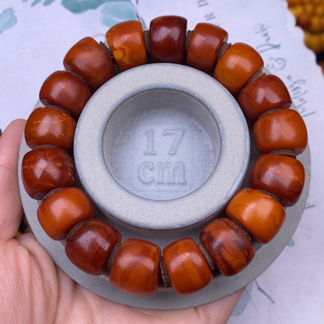 蜜蜡裸石未镶嵌蜜蜡