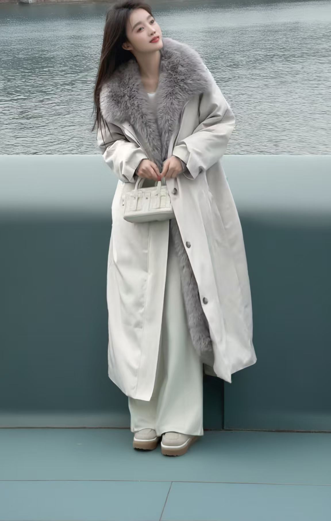 冬季新款加厚款保暖外套宽松型翻领长款派克服大衣设计师轻奢保暖