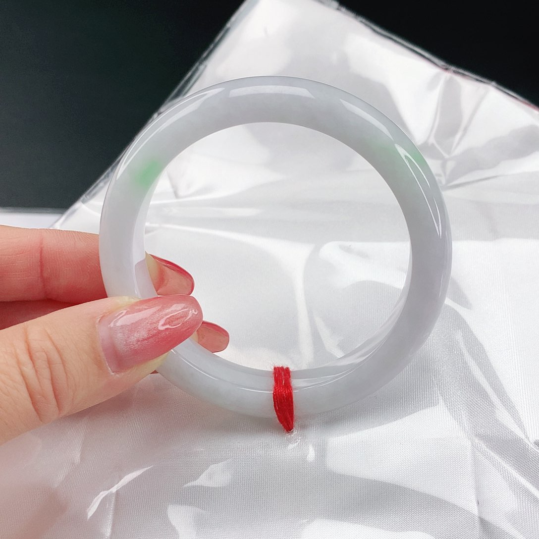 翡翠手镯未镶嵌翡翠146