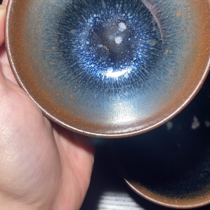 茶盏你好个目光炯炯好家家户户