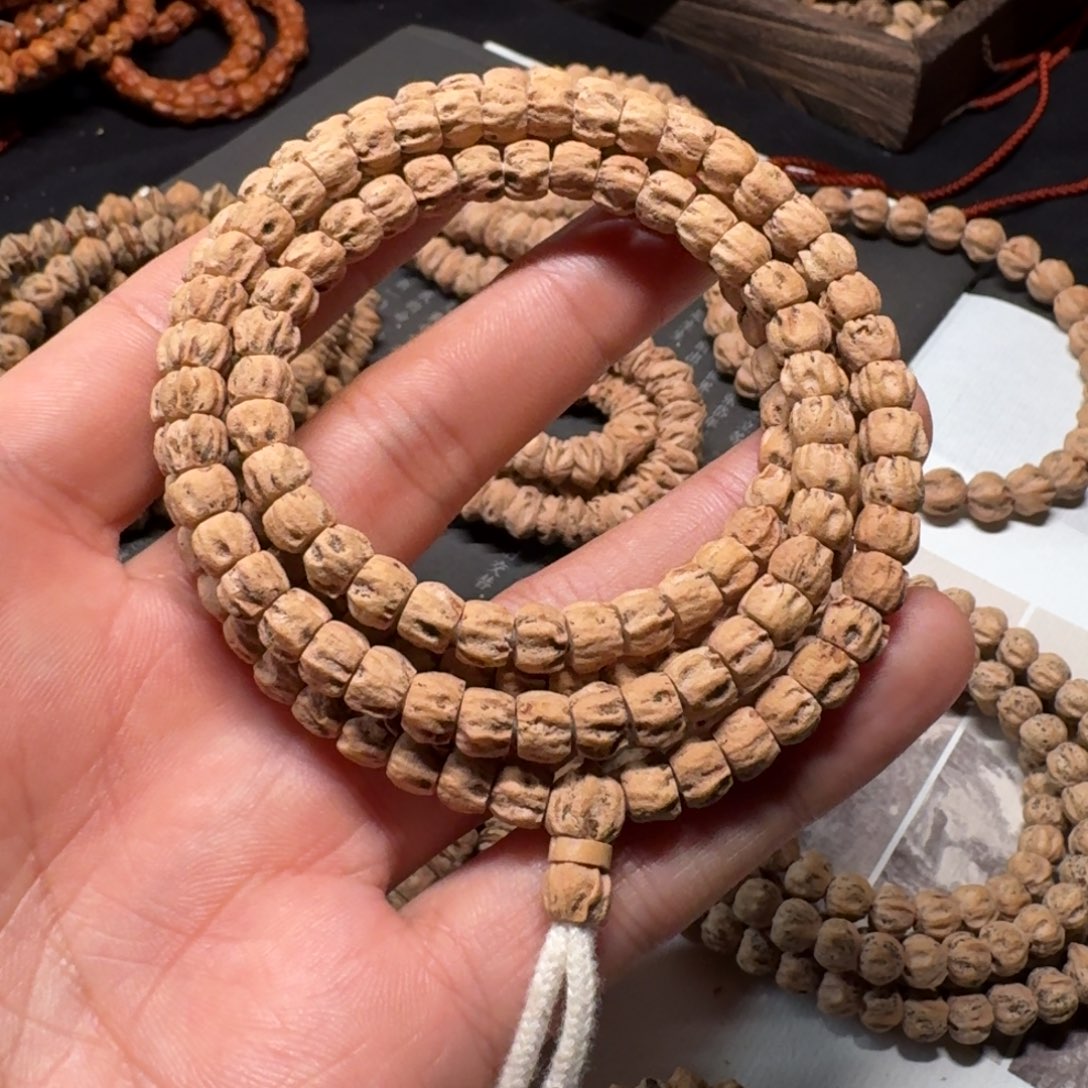 王***明吊坠柏香籽/百香籽