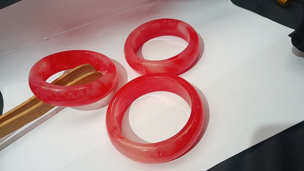 精品手镯z14细节彰显出气质艺术品味高贵典雅美丽