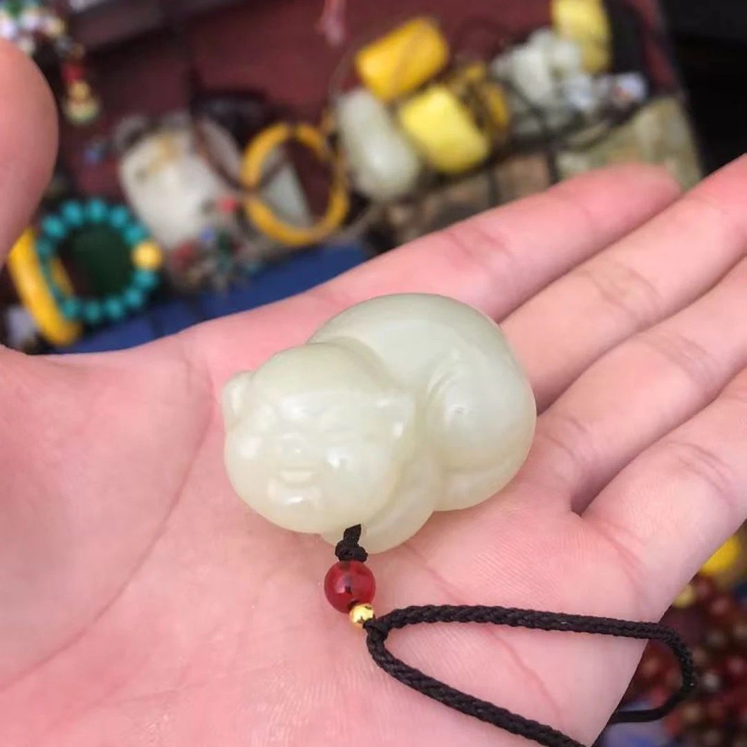 【闪购商品】和田玉黄口小猪手把件