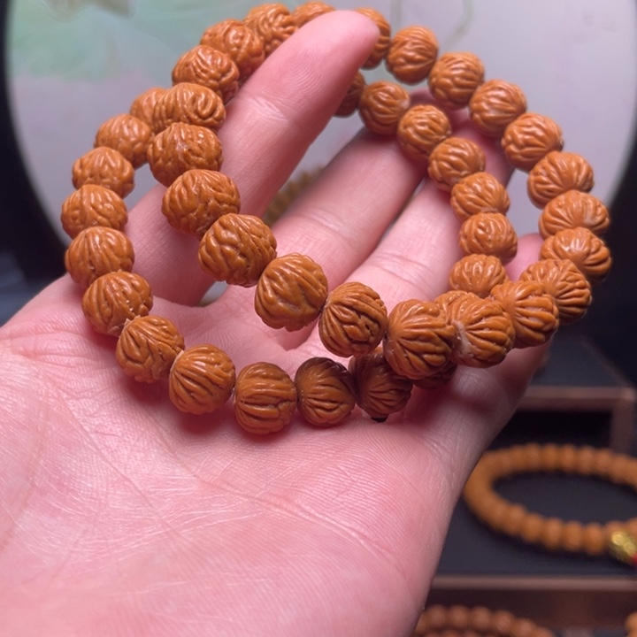 微***笑桃核手串11金蟾13金蟾