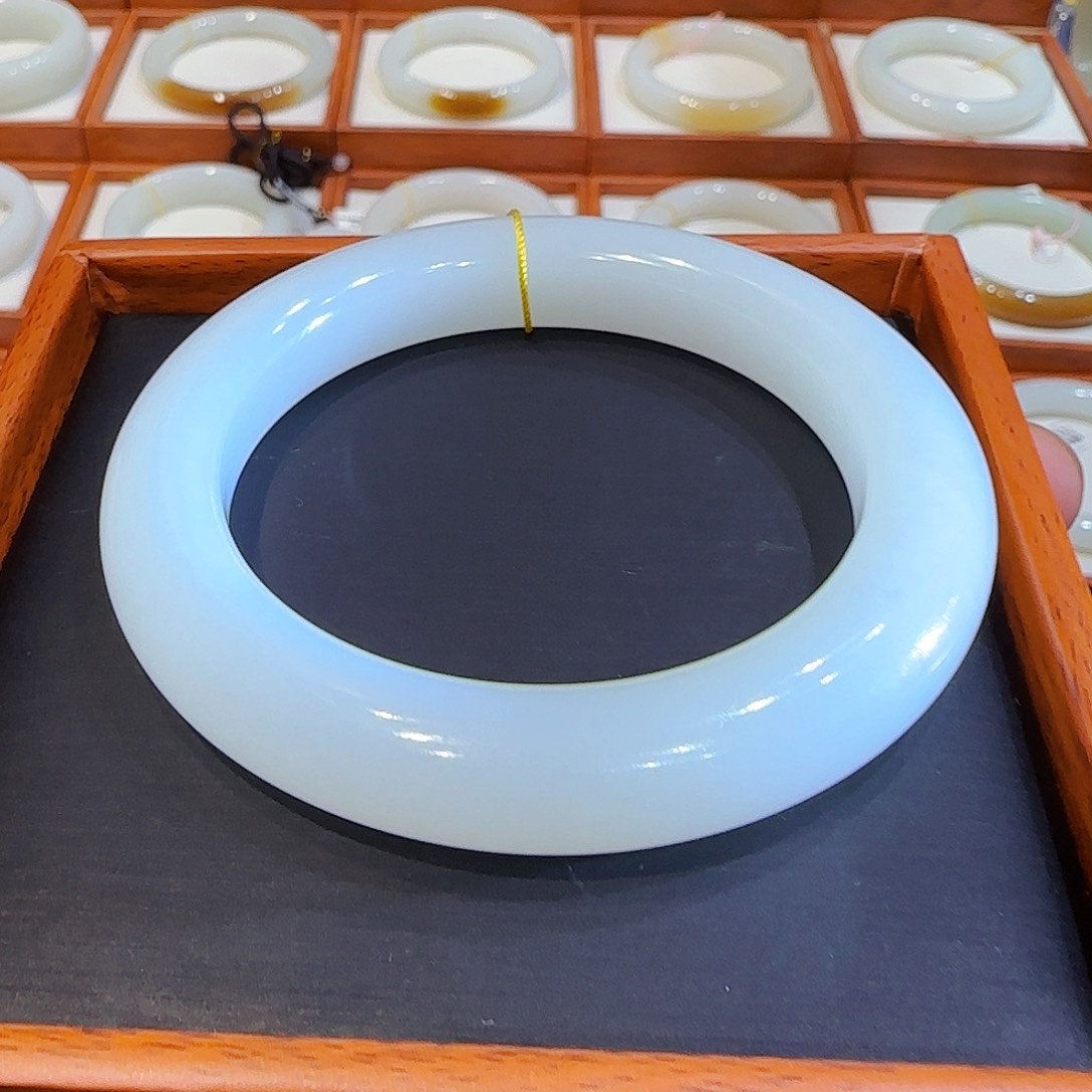 和田玉手镯未镶嵌新疆一级白羊脂玉54 55 56