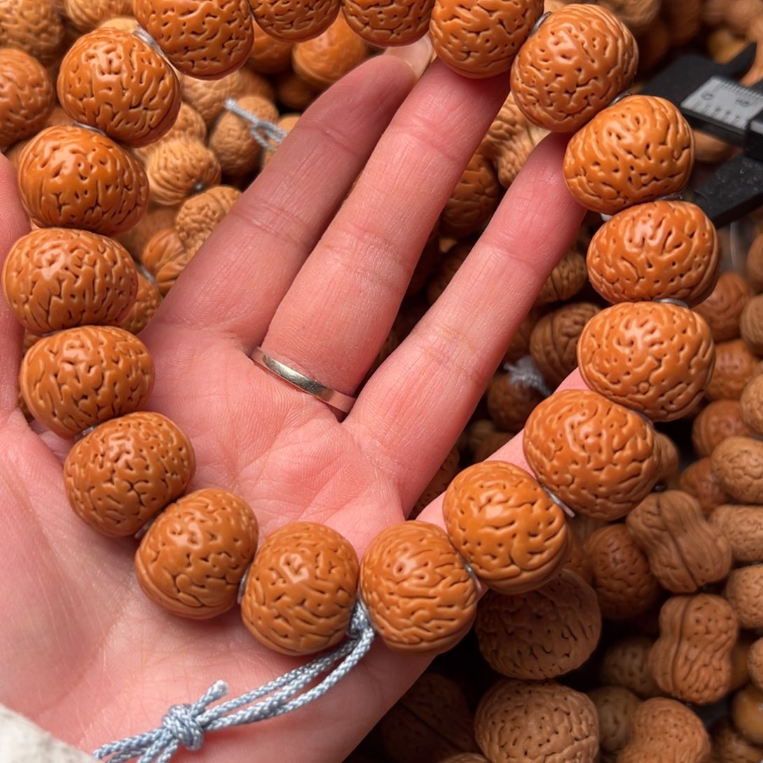 20➕尺寸网红大开口桃核