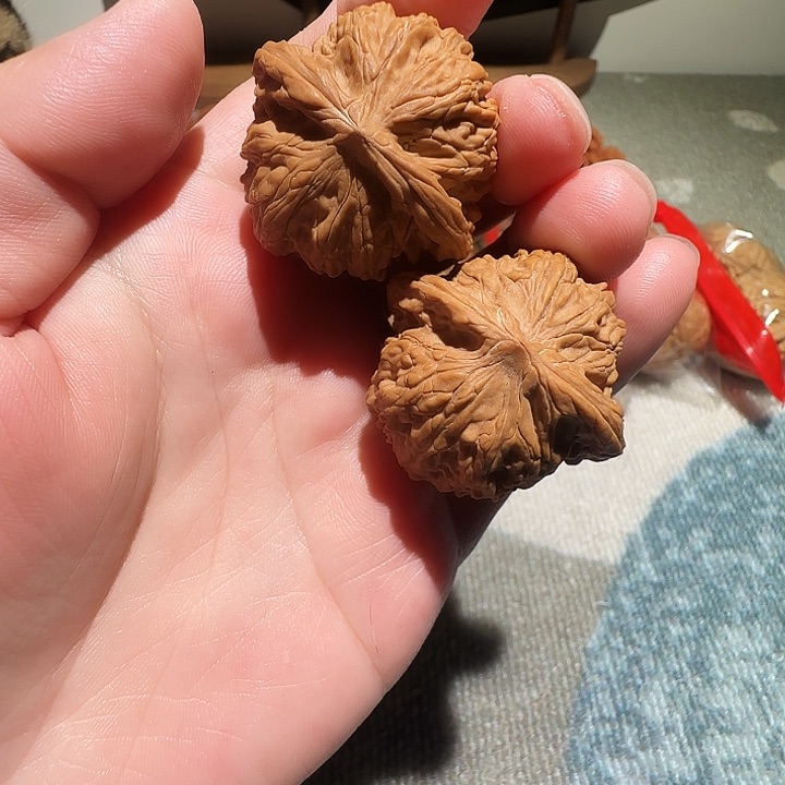 文玩核桃把件磨盘38边
