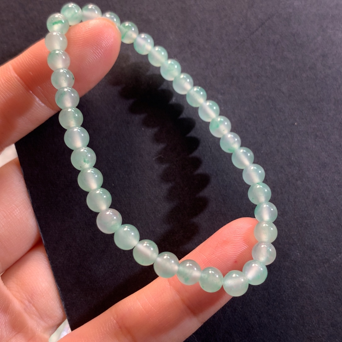 石英岩玉手串未镶嵌