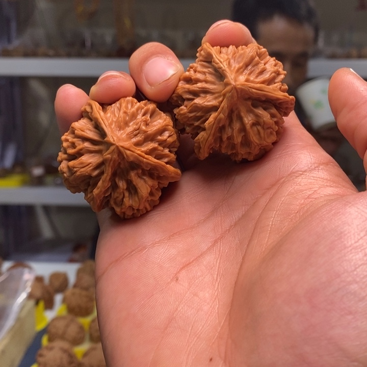 吊坠文玩核桃文玩核桃全品帝王三棱44-45～