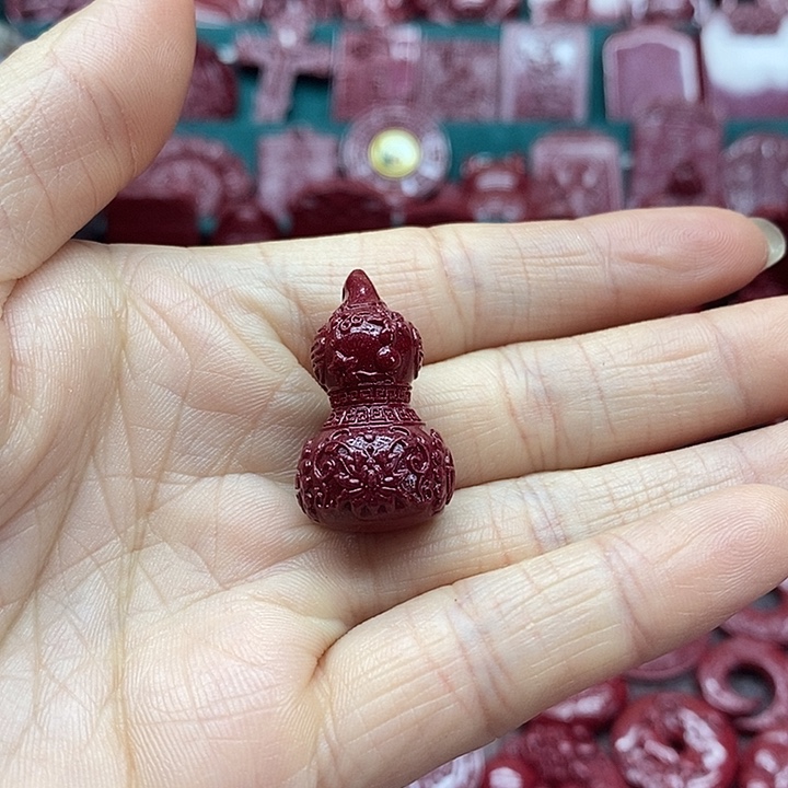 天然辰砂朱砂吊坠
