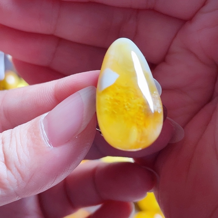 琥珀银S925镶嵌裸石吊坠