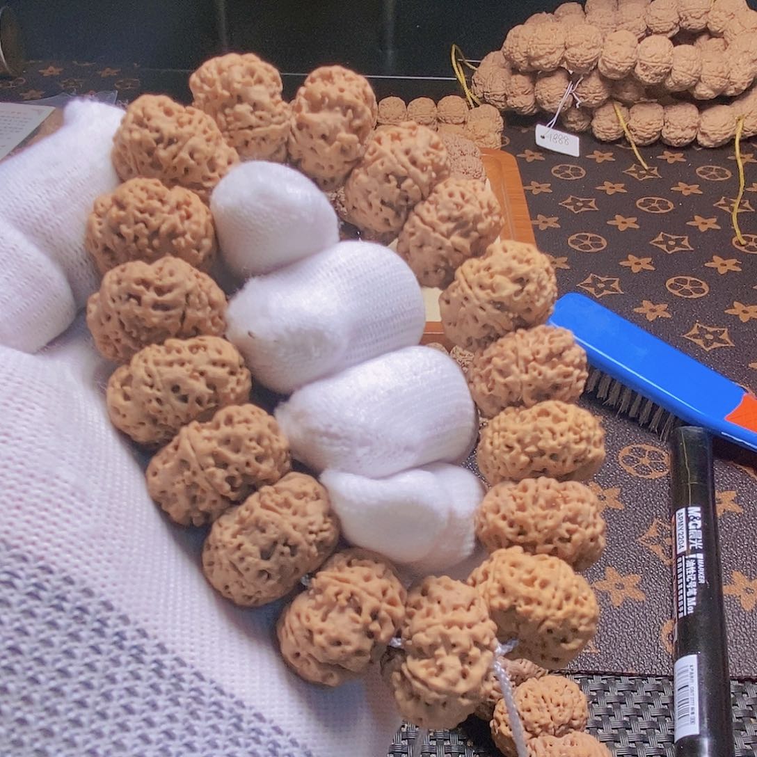 金刚菩提把件6瓣21板王