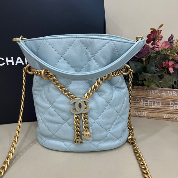 99新 Chanel/香奈儿 22p淡蓝色珐琅扣福袋（芯片款）