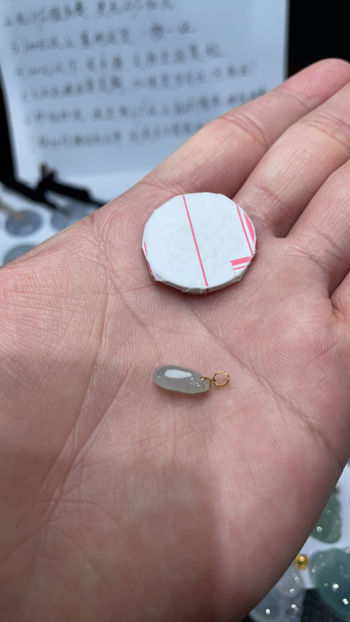 天然A货缅甸翡翠 多样性发货