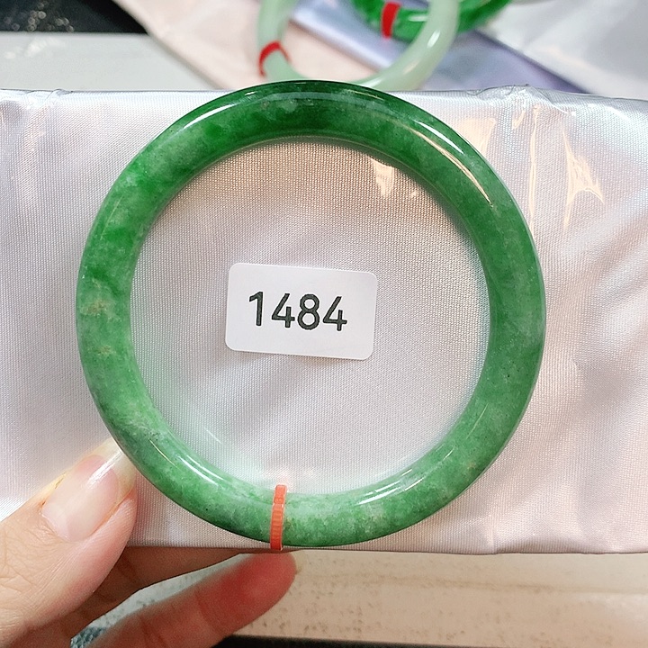 翡翠手镯未镶嵌天然翡翠手镯59